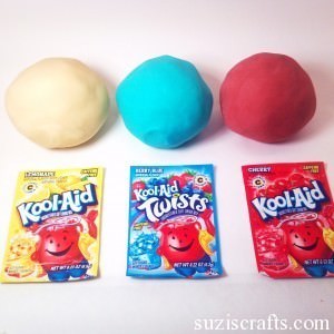 11334-kool-aid-playdough-recipie.jpg