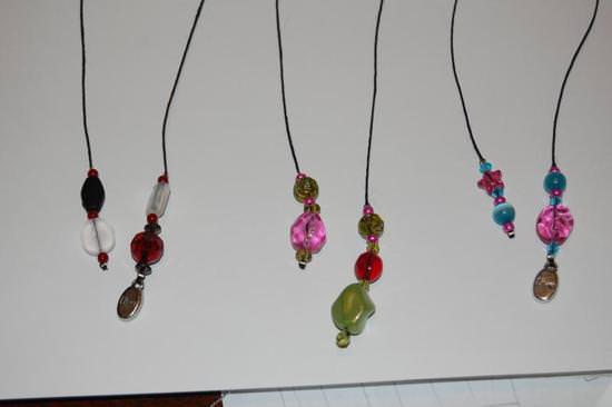 how-to-make-beaded-bookmarks-cheap-easy-gift-image-41.jpg
