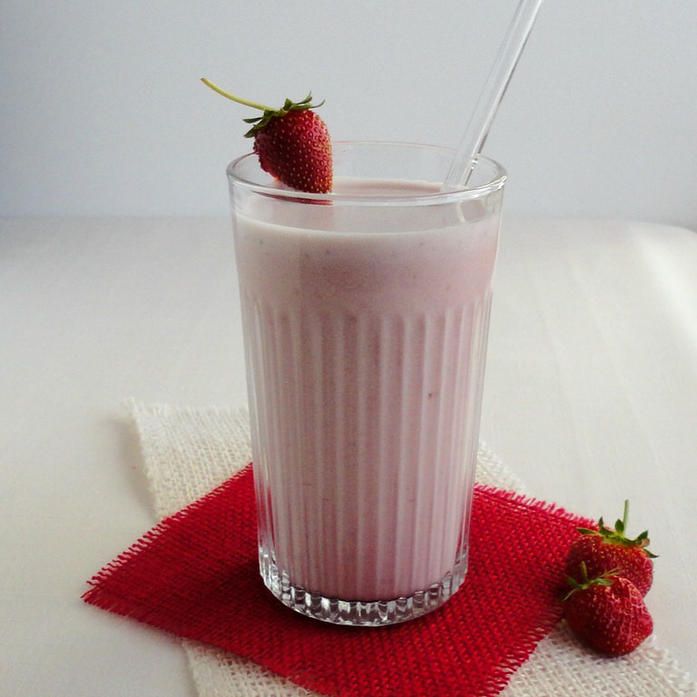 Strawberry-Malted-Milk-Link