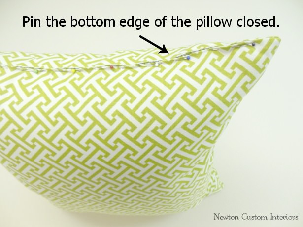 How To Hand Sew A Pillow Closed Easy Tutorial Tip Junkie