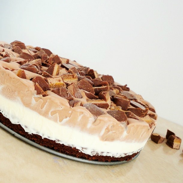 Ice-Cream-Brownie-Milky-Way-Pie-fg