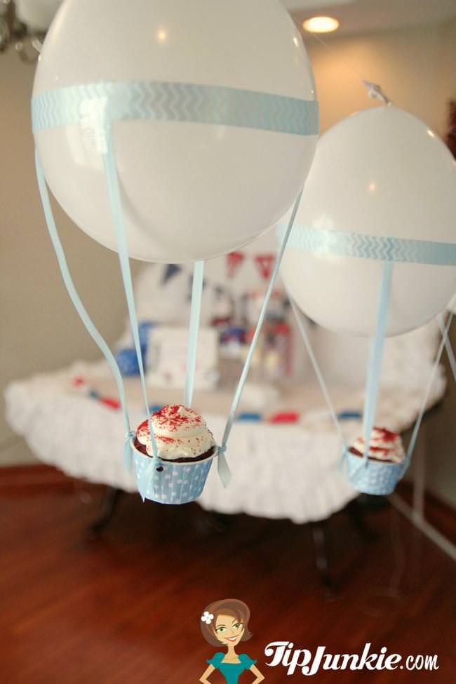 Hot Air Balloon Cupcakes For A Travel Party Tip Junkie