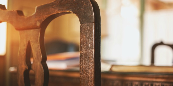 9 How to Fix Scratches in Wood Furniture