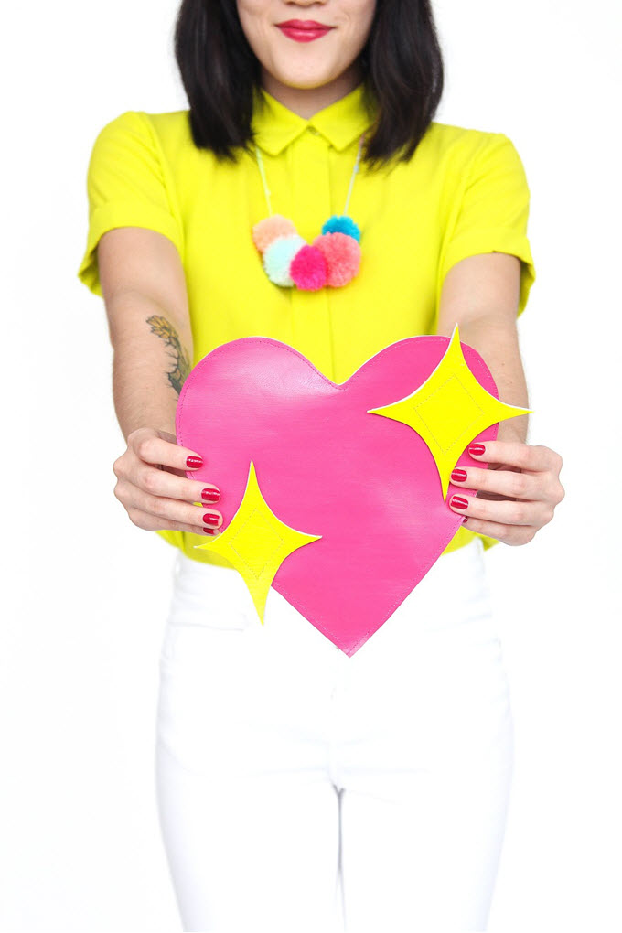 DIY Emoji Heart Clutch DIY Emoji Heart Clutch
