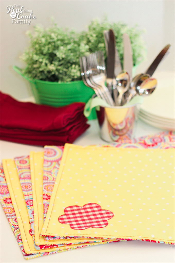 DIY Reversible Placemat DIY Reversible Placemat