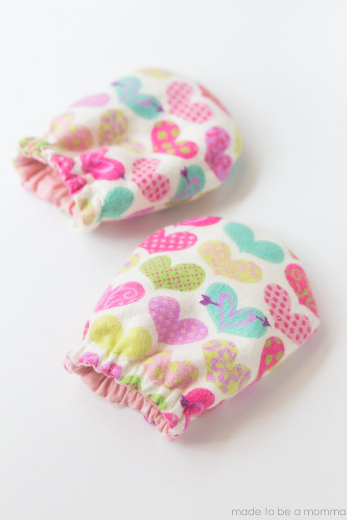 No-Scratch Baby Mittens Pattern