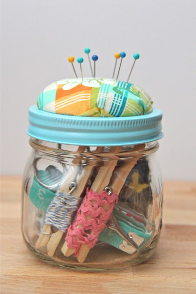 24 Must Make Christmas Gifts in a Jar – Tip Junkie
