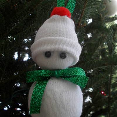 Baby Sock Snowman Ornament {Christmas Crafts for Kids ...
