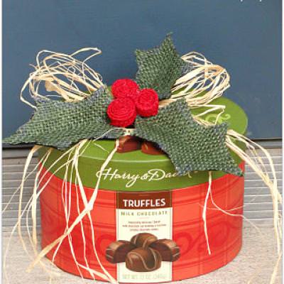 Burlap Holly Gift Topper