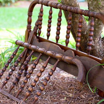 Headboard Bench {trash to treasure}
