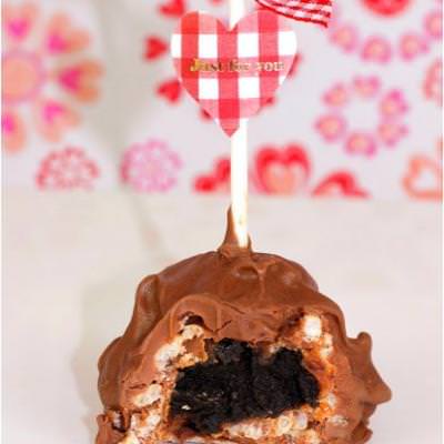 Caramel Oreo Truffle Pops